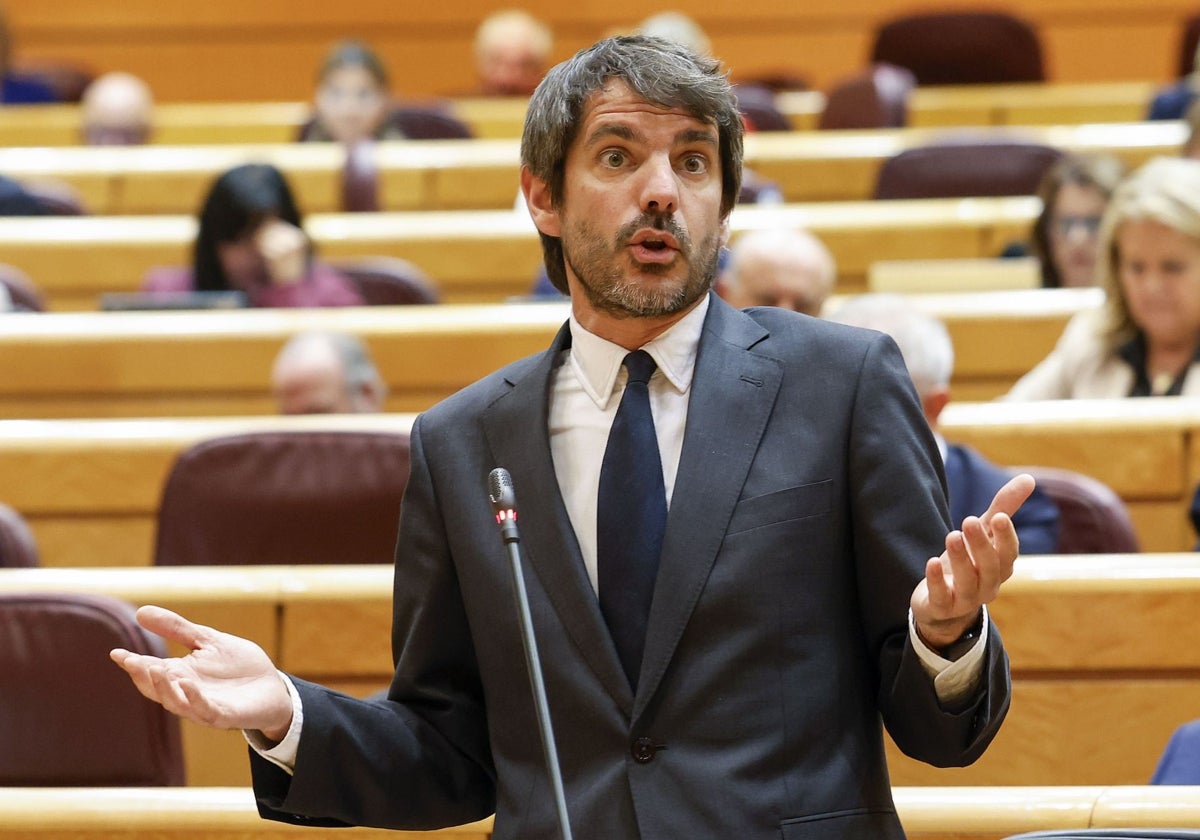 Ernest Urtasun, ministro de Cultura, en el Senado