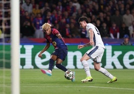 El Barça explota sus virtudes y sufre sus defectos