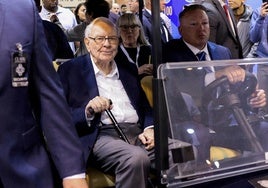 Warren Buffett anuncia su retirada tras seis décadas al frente de Berkshire Hathaway