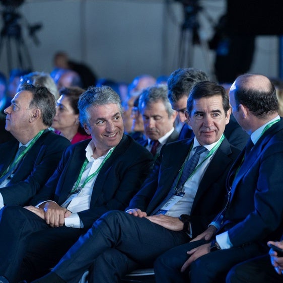 Bancos e inversores creen «arbitraria y populista» la consulta del Gobierno sobre la opa de BBVA