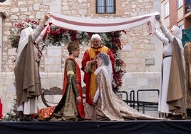 Se ha casado Doña Isabel, hoy muere Don Diego: el apogeo este fin de semana de la fiesta de los Amantes de Teruel