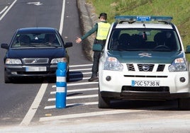 Un conductor de 93 años recorre 30 kilómetros en sentido contrario, haciendo caso omiso de las advertencias de los agentes