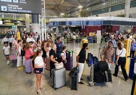 Andalucía prevé un incremento del 8 por ciento de vuelos para la Semana Santa
