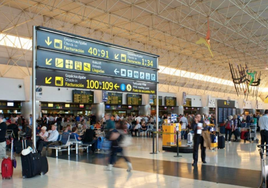 Los aeropuertos canarios operan este Viernes Santo 1.178 vuelos, un 5,1% menos que en 2024