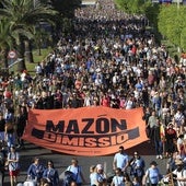 Pancarta de «Mazón dimisión» en la segunda mayor romería de España, la Santa Faz de Alicante