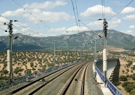 10.000 viajeros de 21 trenes, afectados por el robo de cable en Los Yébenes y Manzaneque