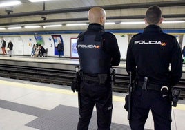 Seis detenidos, entre ellos cuatro menores, por una pelea multitudinaria en el Metro de Legazpi