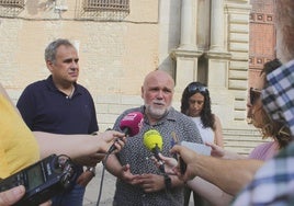 PSOE e IU piden a los concejales del PP que se 'mojen' y digan si quieren o no que se cuelgue la bandera LGTBI en Toledo