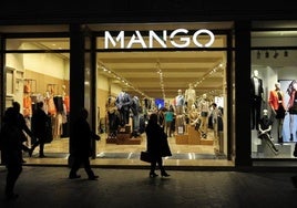 El vestido de Mango por menos de 30 euros que es perfecto para una comunión