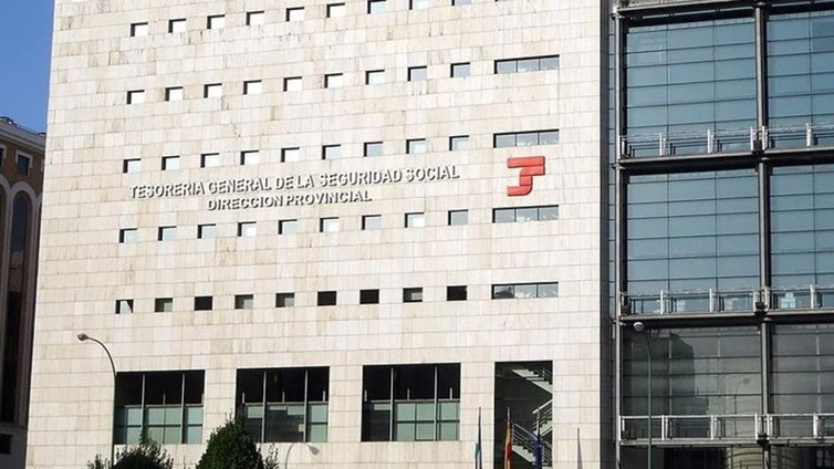 La Seguridad Social subasta cinco viviendas en Sevilla desde 22.257 euros: así puedes participar