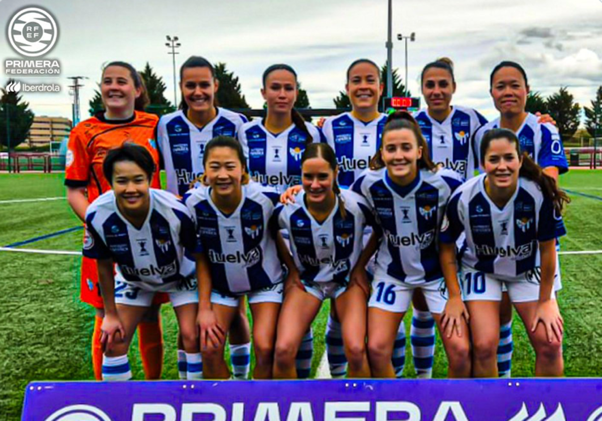 Once inicial del conjunto onubense ante el DUX Logroño