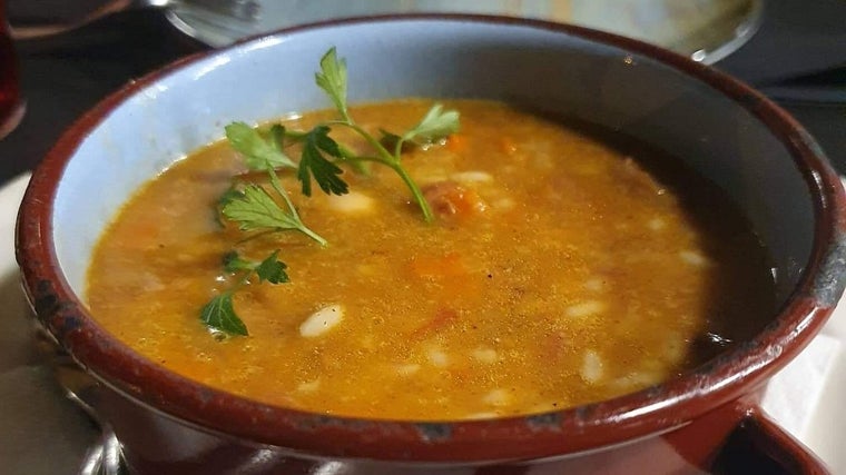 Guiso del Restaurante Montecruz, en Aracena