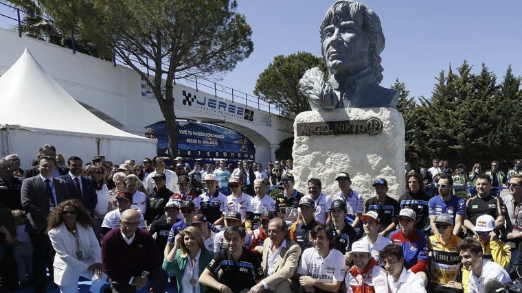 Busto de Ángel Nieto en el Circuito de Jerez - Ángel Nieto.