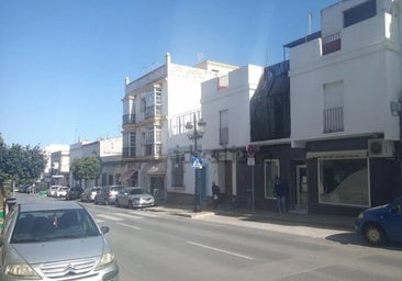 Tener una casa en la costa de Cádiz por menos de 50.000 euros es posible: así es la vivienda que está a la venta en Chiclana