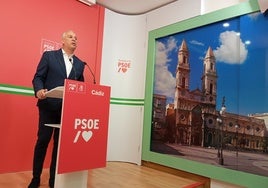 El PSOE de Cádiz denuncia la privatización a «machetazos» de la enseñanza pública