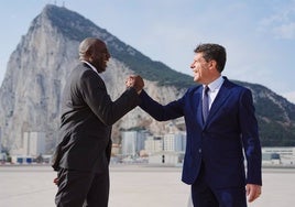 Londres asegura que la base en Gibraltar seguirá funcionando como hasta ahora y se mantendrá la soberanía fiscal